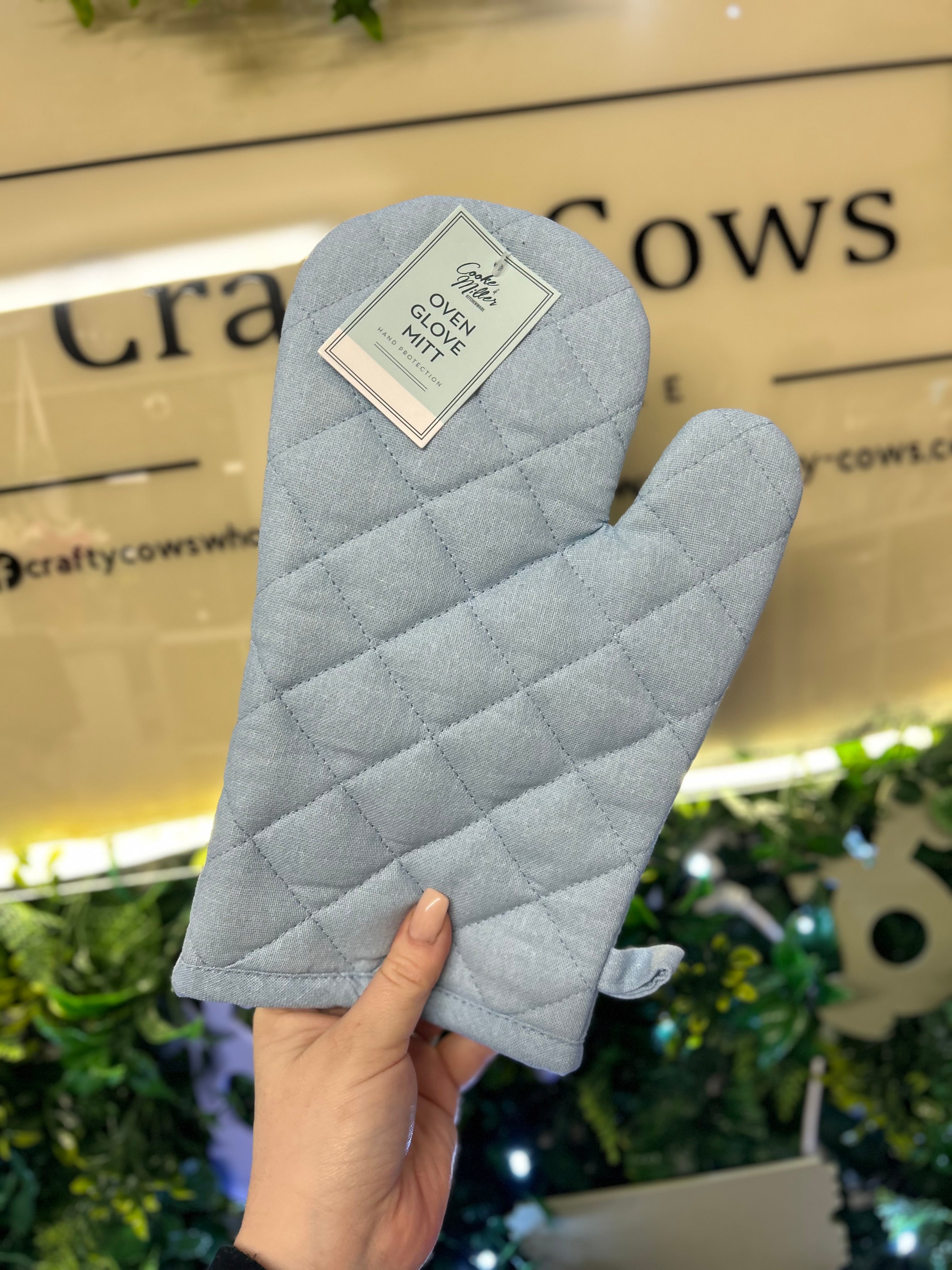 Pastel Oven Mitt