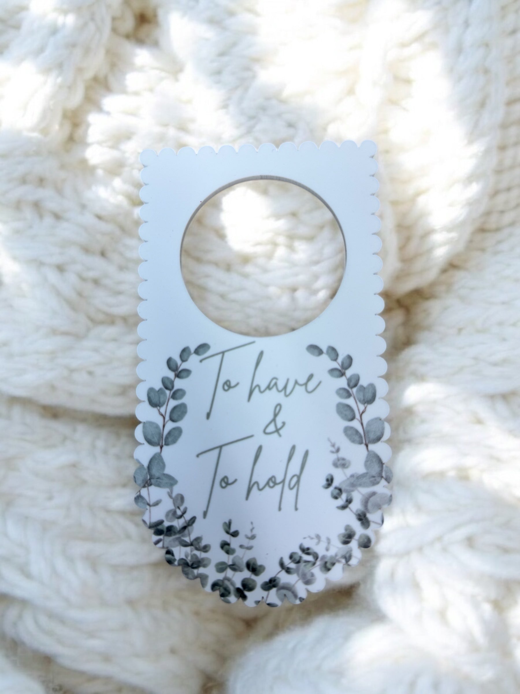 Wine Tag - Scalloped