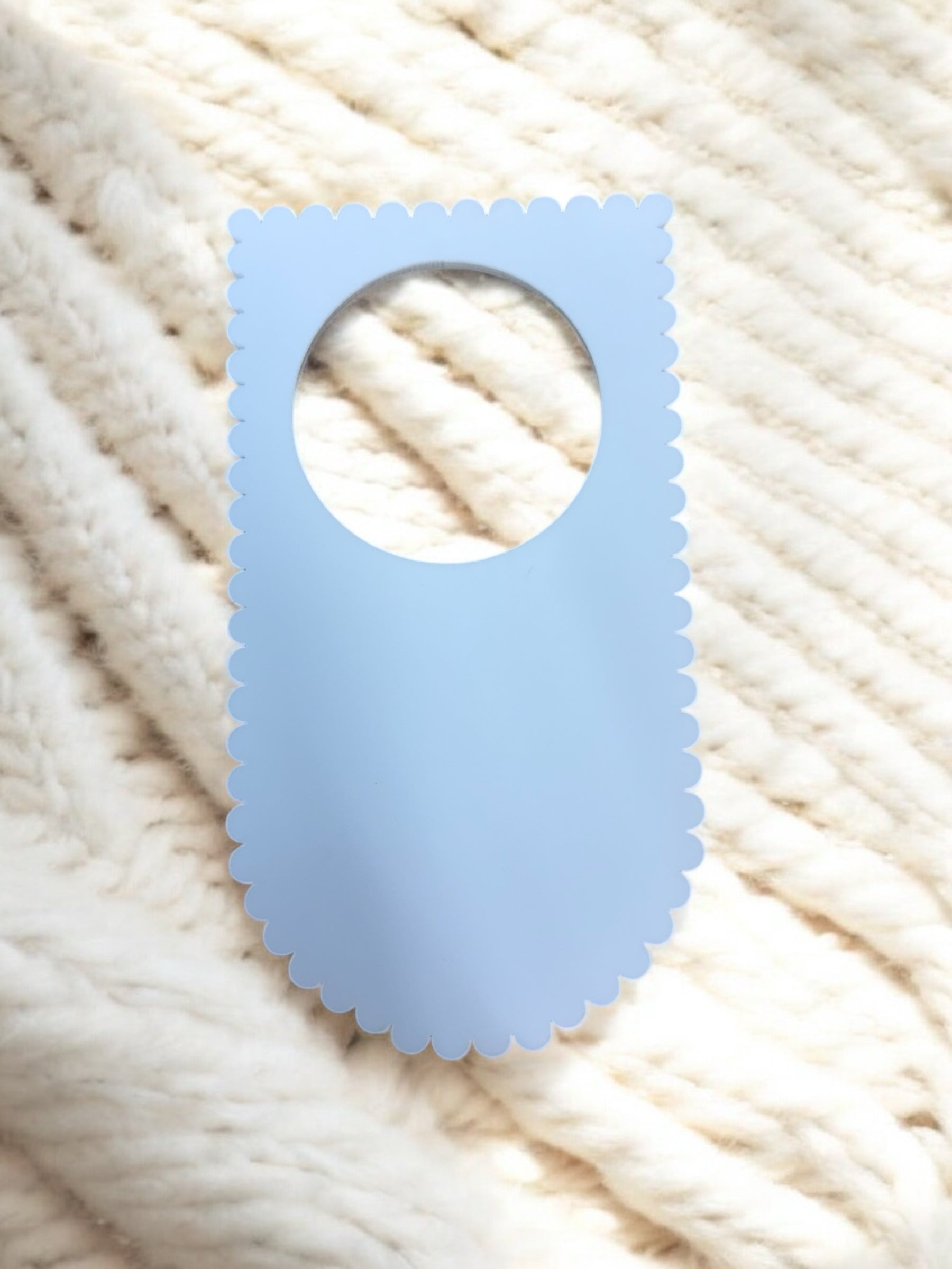 Wine Tag - Scalloped