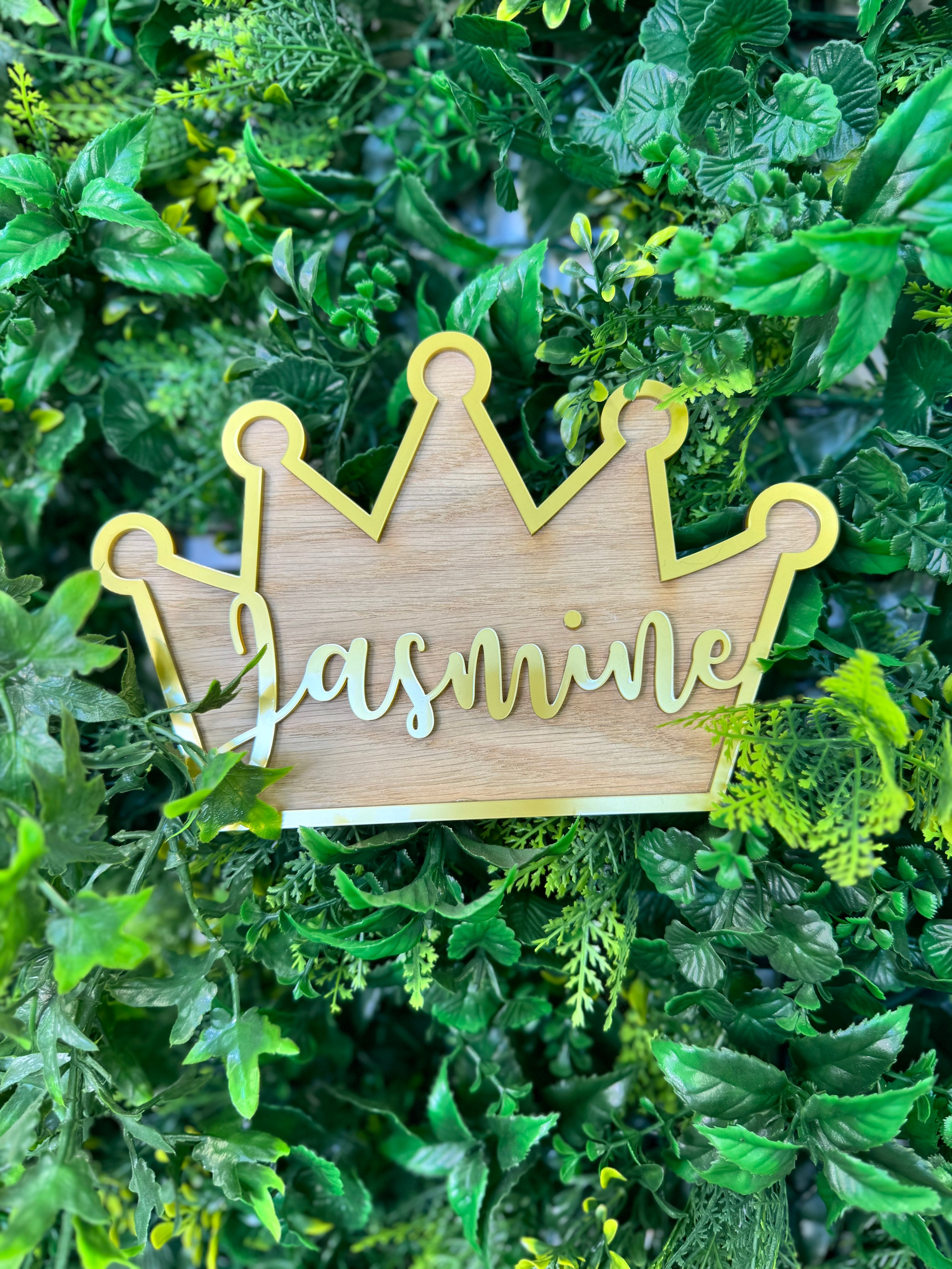 Crown Shaped Name Acrylic