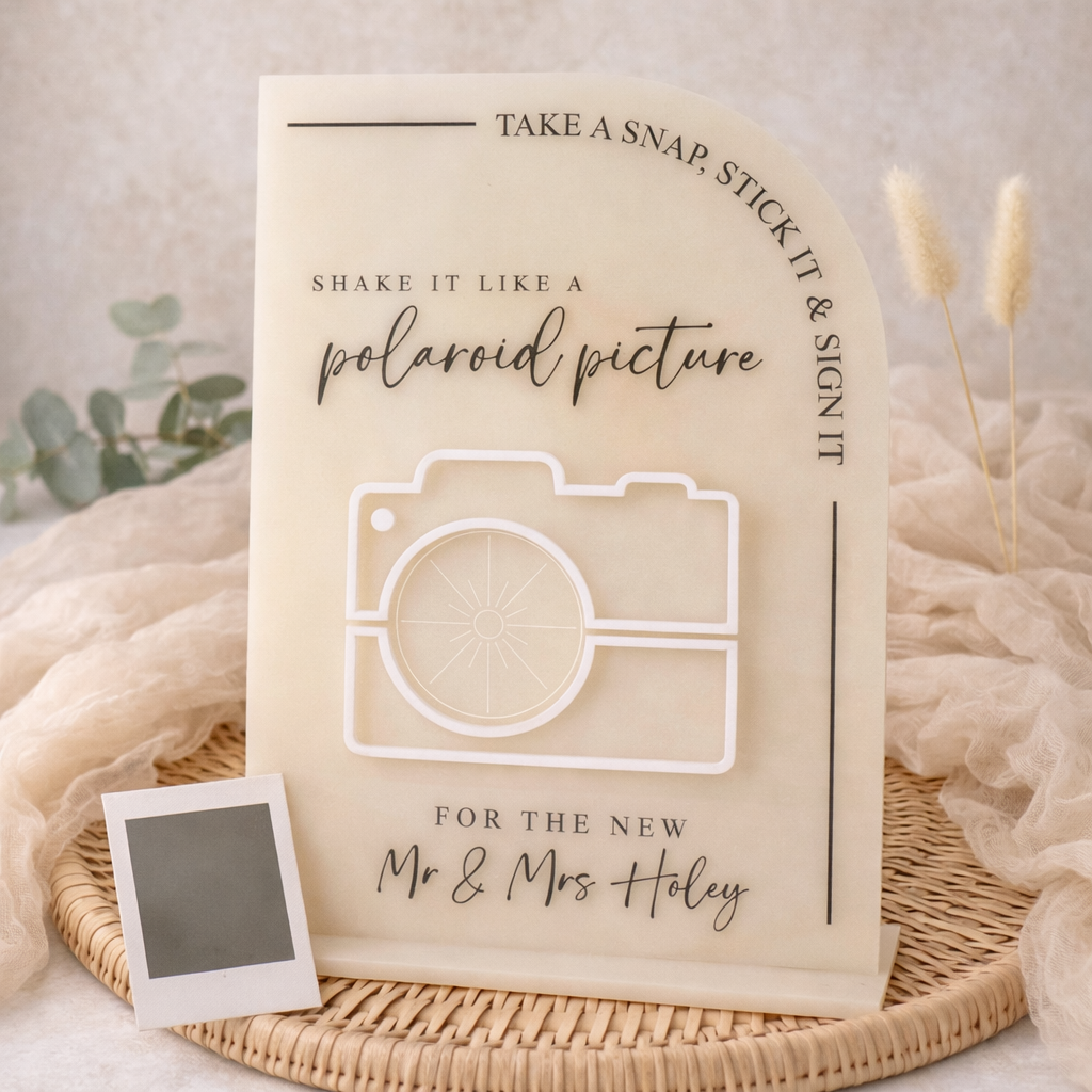 Personalised Polaroid Guestbook Sign – A5 Freestanding Half Arch Wedding Sign